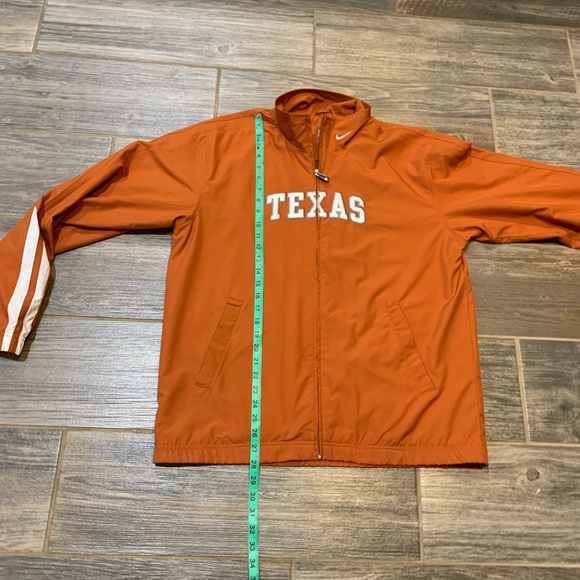 NIKE University of Texas Windbreaker.. In excellent condition! Size Large - Picture 12 of 12